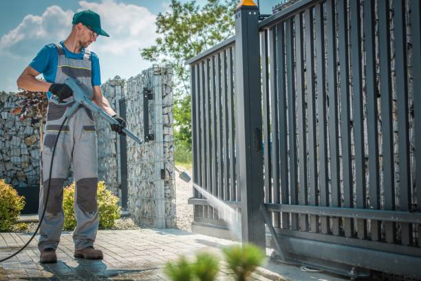 Animal Enclosure Cleaning in Four Corners, TX